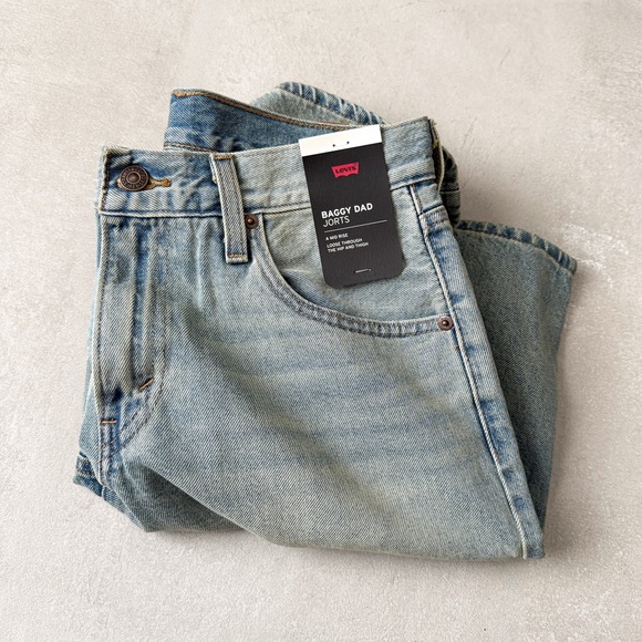 Levi’s Dad Jort - Picture 2 of 4